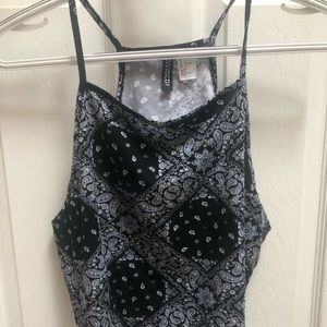 Never worn H&M crop tank